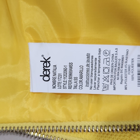 2 In One Derek Jacket - Picture 9 of 9